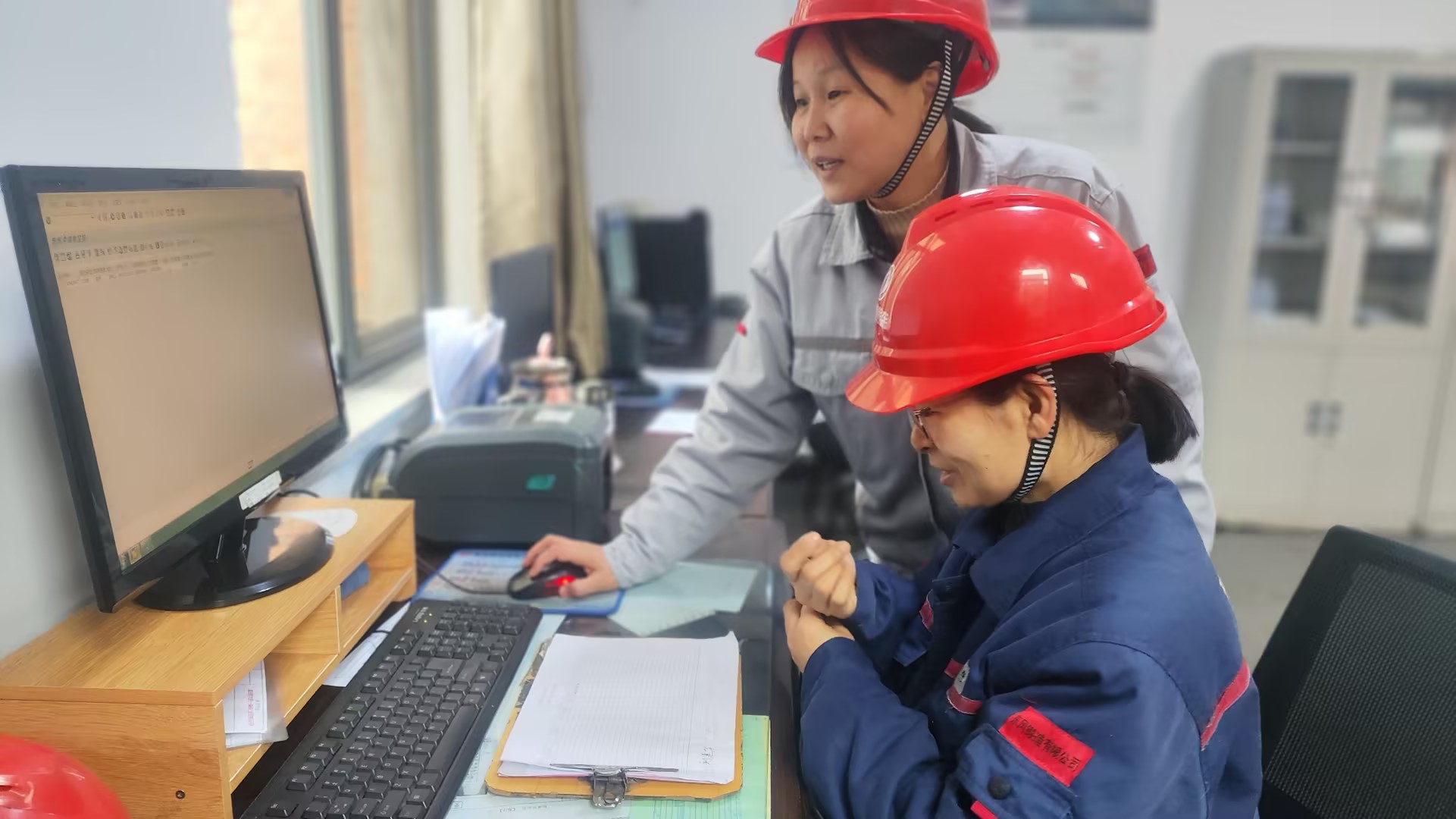 春風十里,芳華如你.jpg 春風十里,芳華如你.jpg