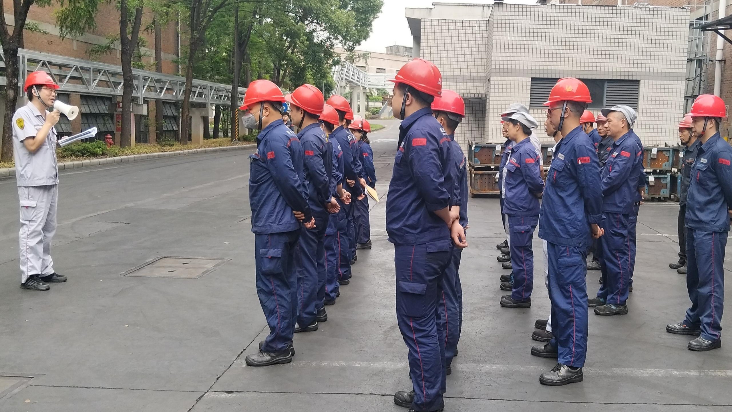 各班組晨會安全提醒1.jpg 各班組晨會安全提醒1.jpg